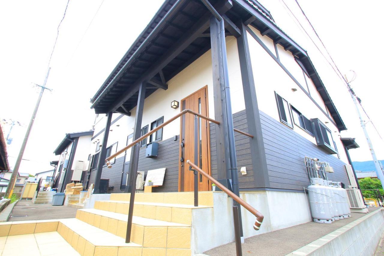 Base Ogi House Of Sakuraoka Hostel ภายนอก รูปภาพ